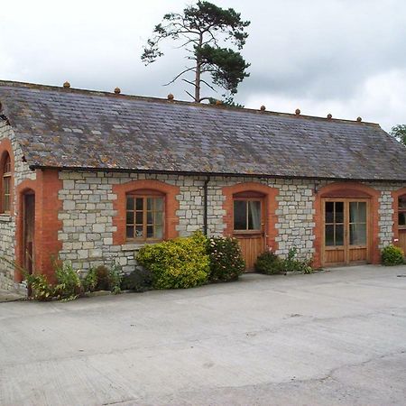 The Stables Villa South Barrow Bagian luar foto