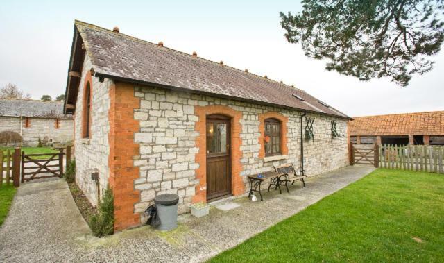 The Stables Villa South Barrow Bagian luar foto